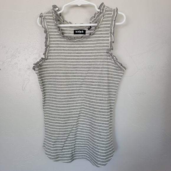Kidpik NWT Grey & White Striped Tank Top Racerback Ruffle Trim Girls Medium 10 - Picture 1 of 5